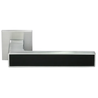 SULLA, ручка дверная, на квадратной накладке MH-48-S6 SC/BL, цвет - мат.хром/черный