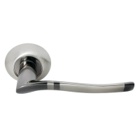 Ручка дверная ФОНТАН MH-04 SN/BN раздельная на круглой розетке, цвет бел.никель/черн. никель, ЦАМ