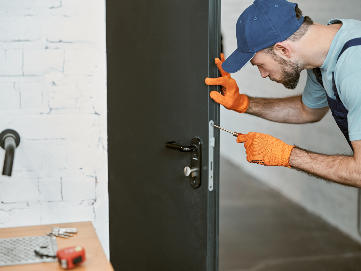 Установка двери